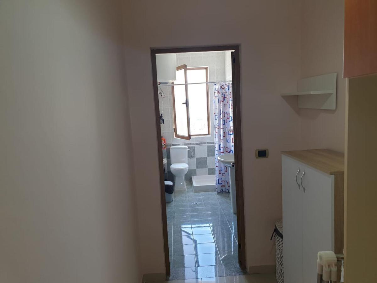 Jozi Kaiser Apartment 3 Durres Exterior photo